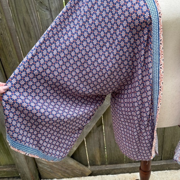 Sim & Sam Boho Geometric Printed Smocked Back Flowy Summer Kimono Cardigan - Picture 3 of 7